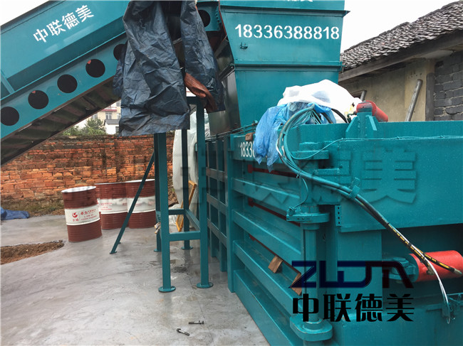 秸稈打包機(jī) 秸稈打包機(jī)